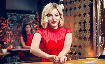 Biểu tượng khóa bảo mật kỹ thuật số với lá chắn và logo win66 casino